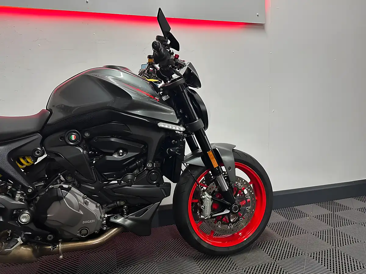 Used 2022 Ducati Monster 937 937 Plus Grey - Interior and Exterior details 11