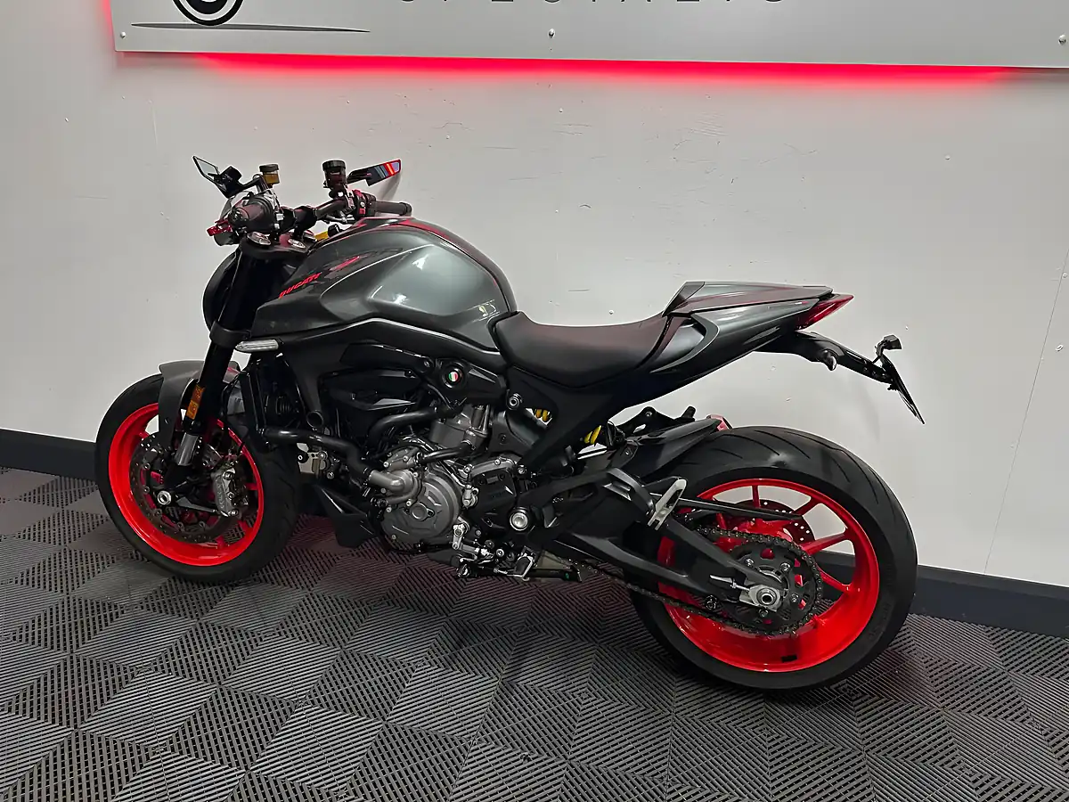Used 2022 Ducati Monster 937 937 Plus Grey - Interior and Exterior details 16