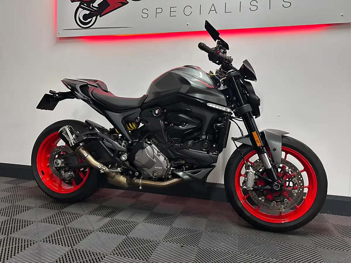 Used 2022 Ducati Monster 937 937 Plus Grey - Interior and Exterior details 3