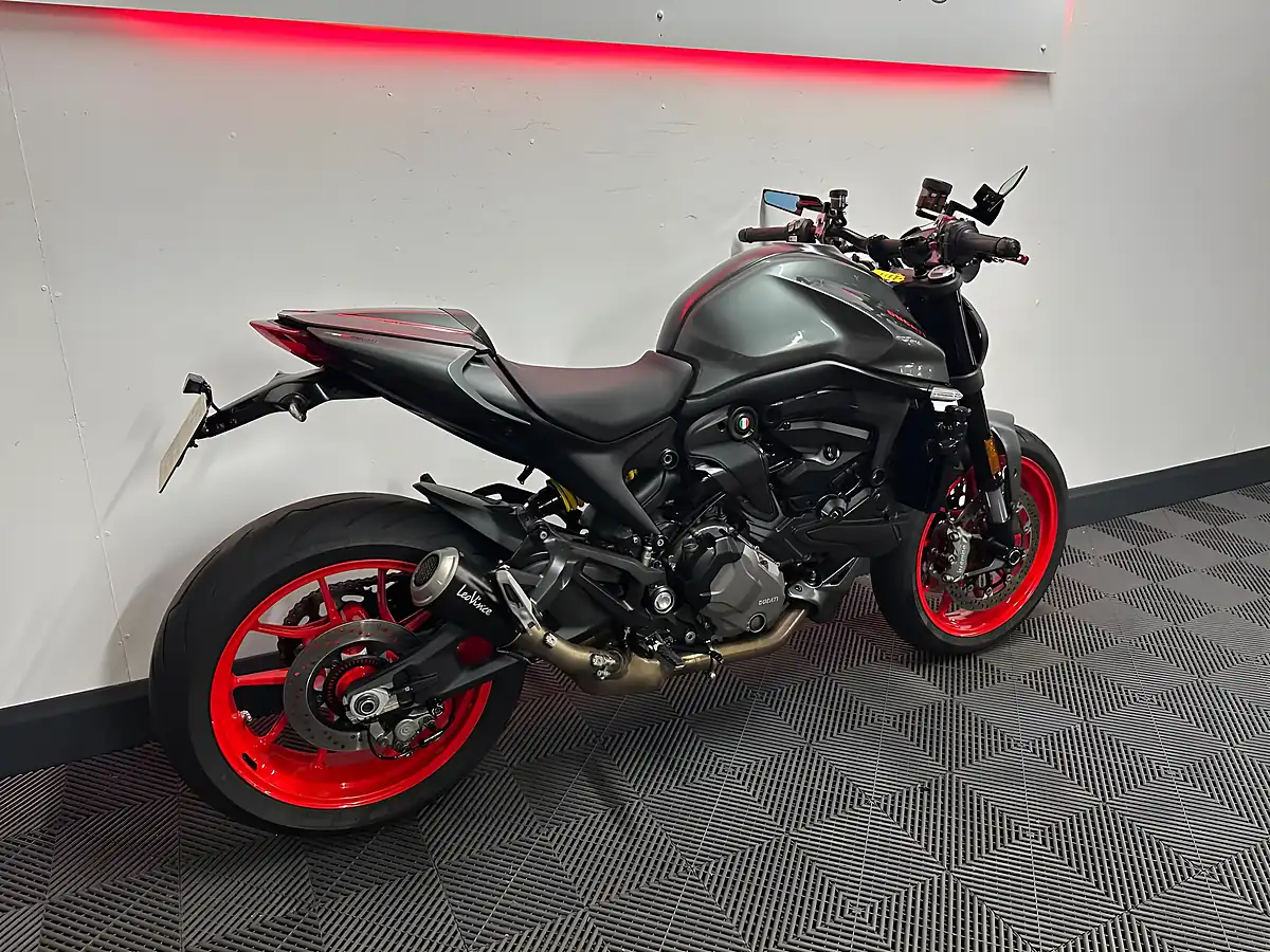 Used 2022 Ducati Monster 937 937 Plus Grey - Interior and Exterior details 8