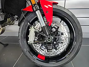 Used 2022 Ducati Monster 937 Plus Red - Interior and Exterior details 4
