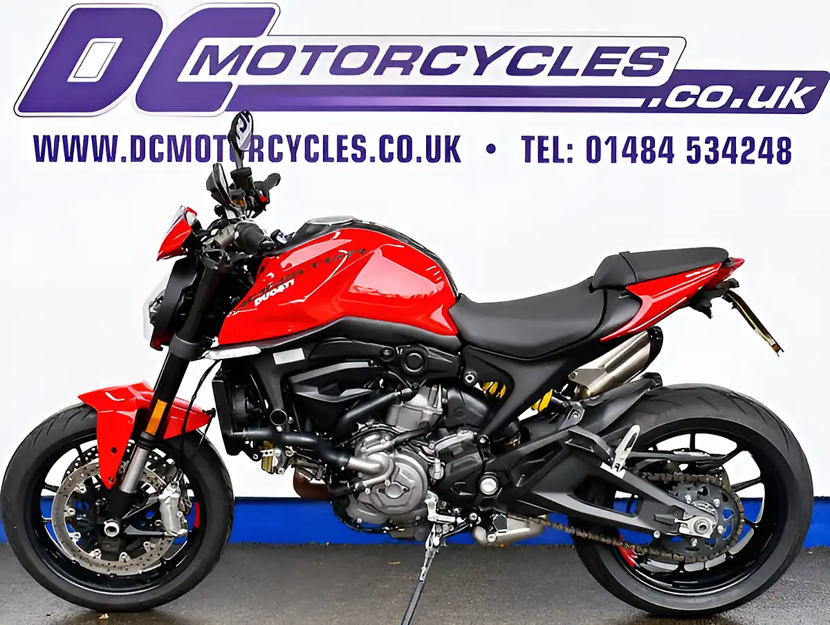 Used 2022 Ducati Monster 937 Plus Red - Front View