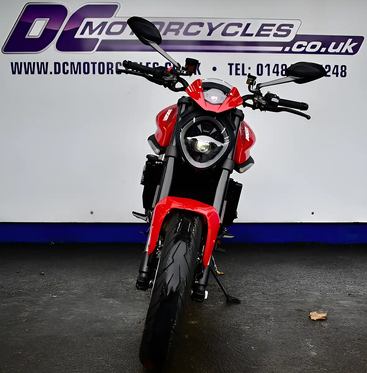 Used 2022 Ducati Monster 937 Plus Red - Interior and Exterior details 3