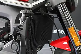 Used 2022 Ducati Monster Plus Red - Interior and Exterior details 12