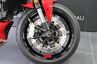 Used 2022 Ducati Monster Plus Red - Interior and Exterior details 13