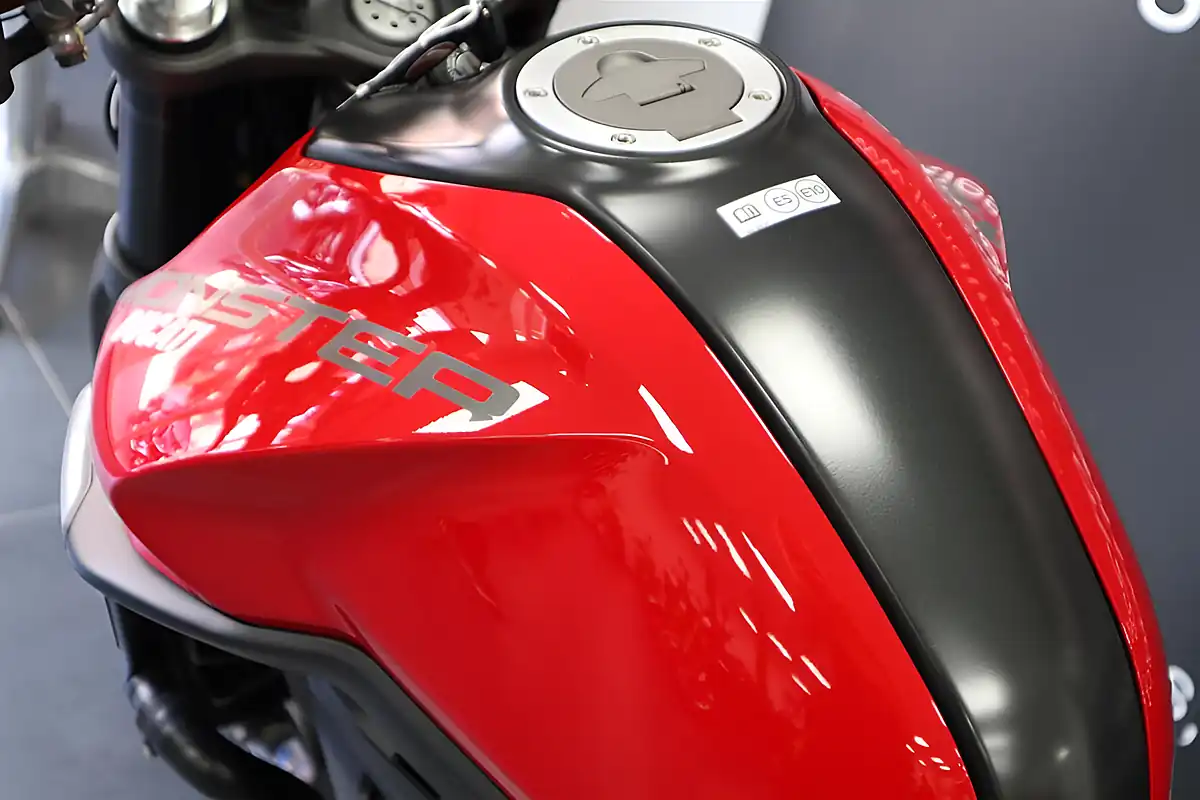 Used 2022 Ducati Monster Plus Red - Interior and Exterior details 14
