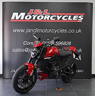 Used 2022 Ducati Monster Plus Red - Interior and Exterior details 5