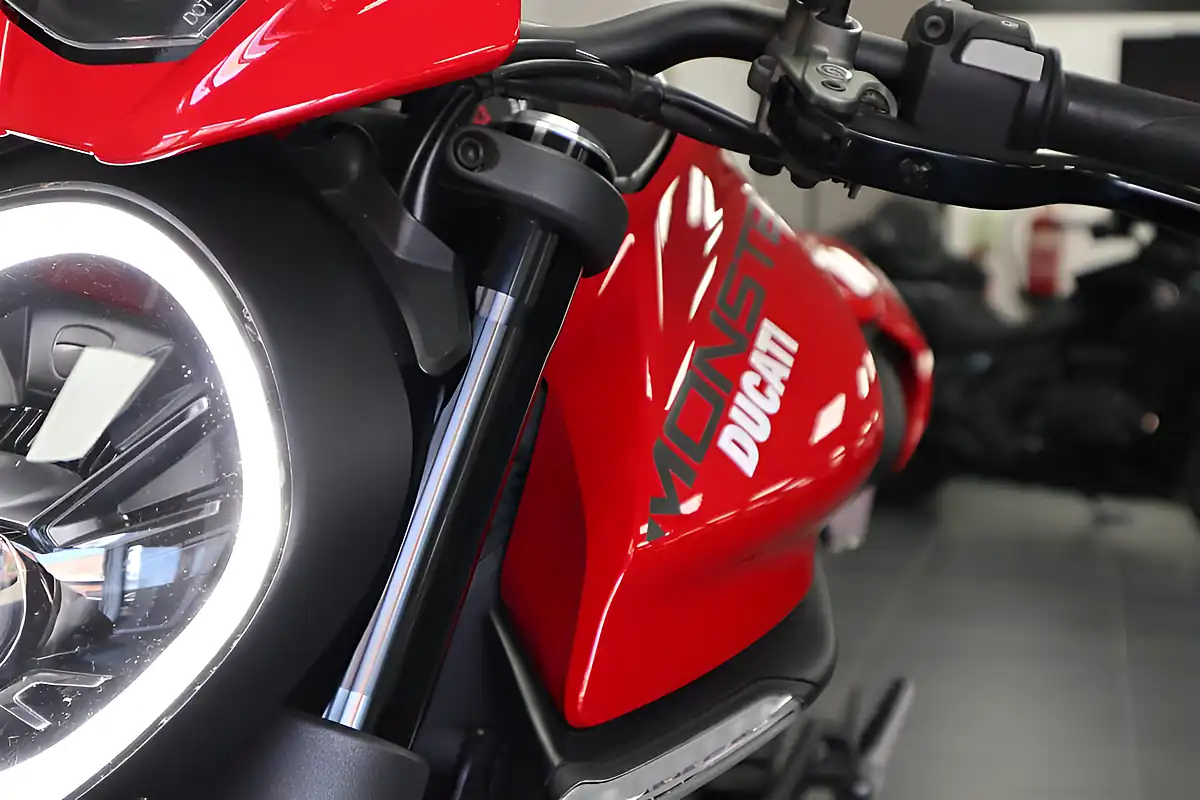 Used 2022 Ducati Monster Plus Red - Interior and Exterior details 7