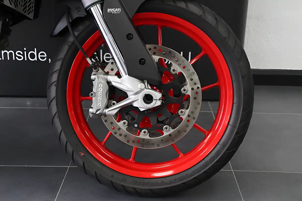 Used 2022 Ducati Multistrada V2 S Grey - Interior and Exterior details 12