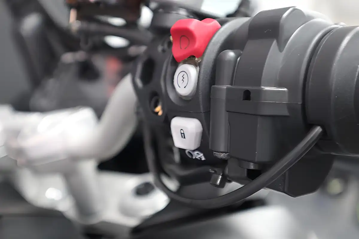 Used 2022 Ducati Multistrada V2 S Grey - Interior and Exterior details 15