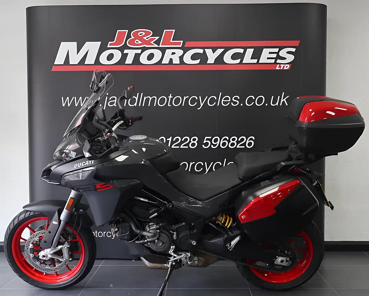 Used 2022 Ducati Multistrada V2 S Grey - Interior and Exterior details 7