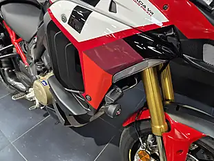 Used 2022 Ducati Multistrada V4 Pikes Peak - Interior and Exterior details 10