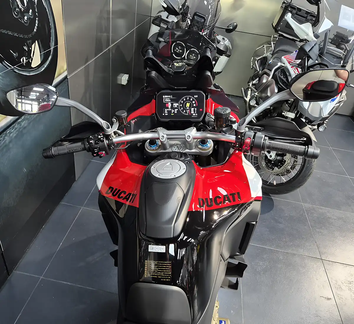 Used 2022 Ducati Multistrada V4 Pikes Peak - Interior and Exterior details 16