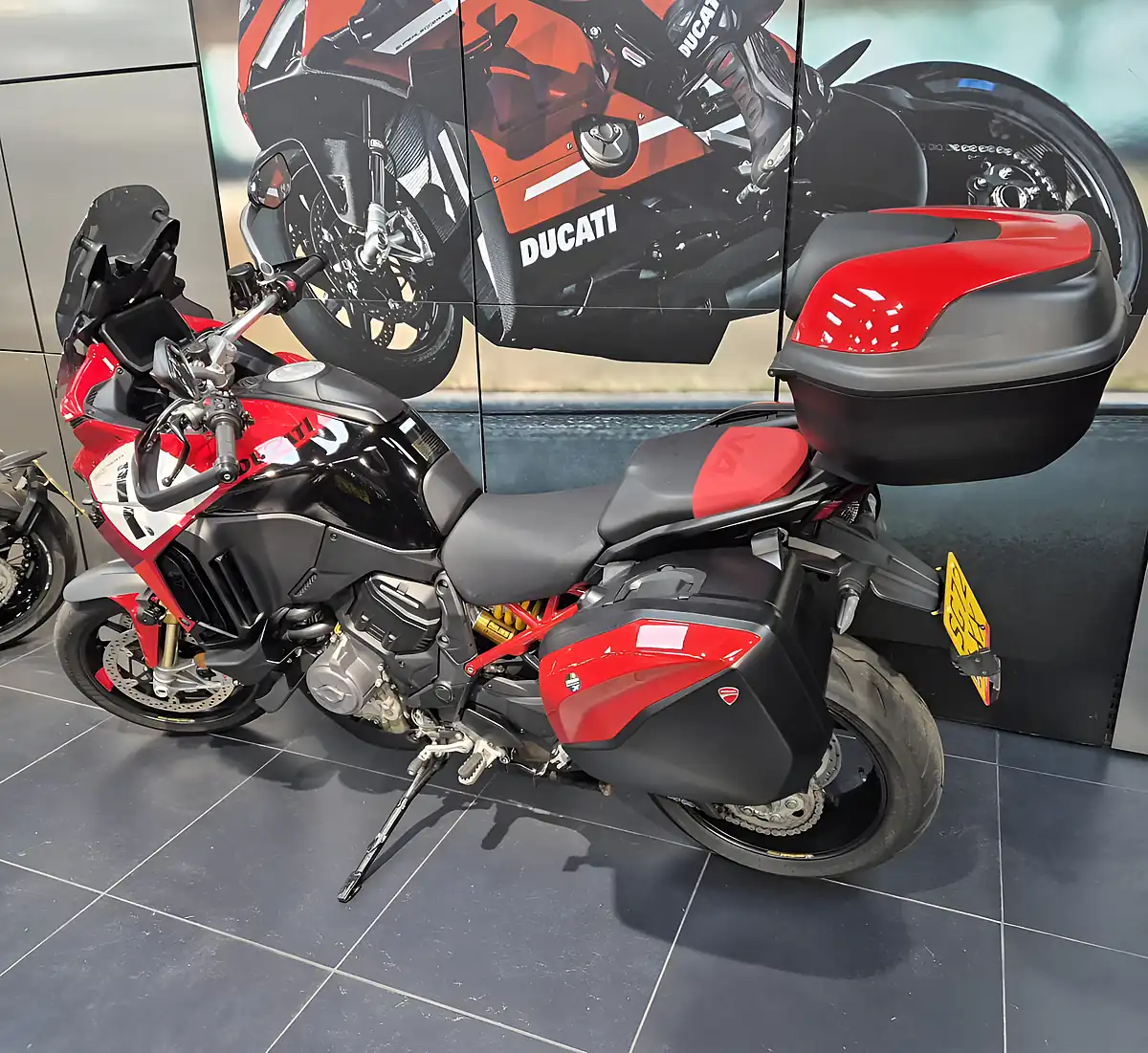 Used 2022 Ducati Multistrada V4 Pikes Peak - Interior and Exterior details 5