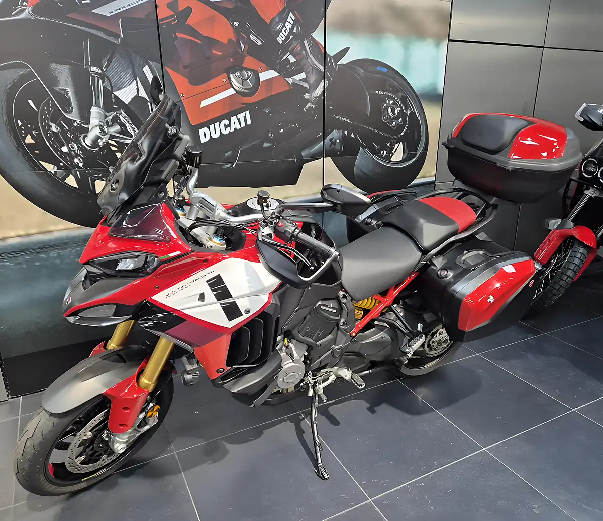 Used 2022 Ducati Multistrada V4 Pikes Peak - Interior and Exterior details 6