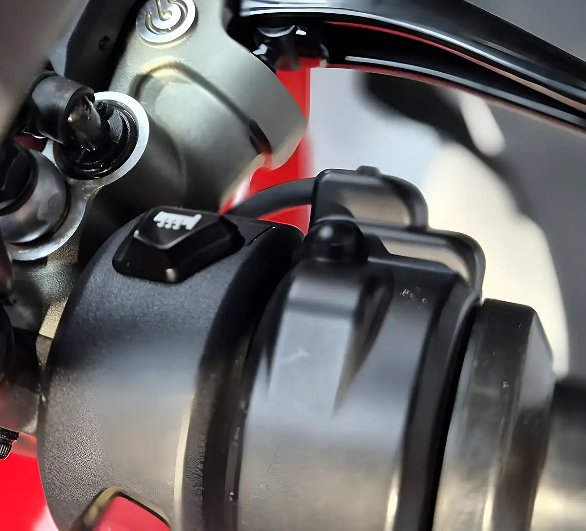 Used 2022 Ducati Multistrada V4 Pikes Peak - Interior and Exterior details 15