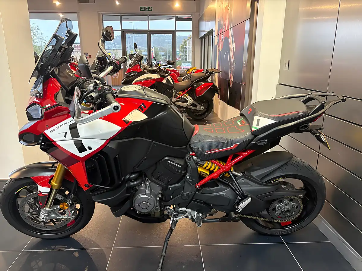 Used 2022 Ducati Multistrada V4 Pikes Peak - Interior and Exterior details 2