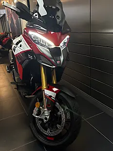 Used 2022 Ducati Multistrada V4 Pikes Peak - Interior and Exterior details 5