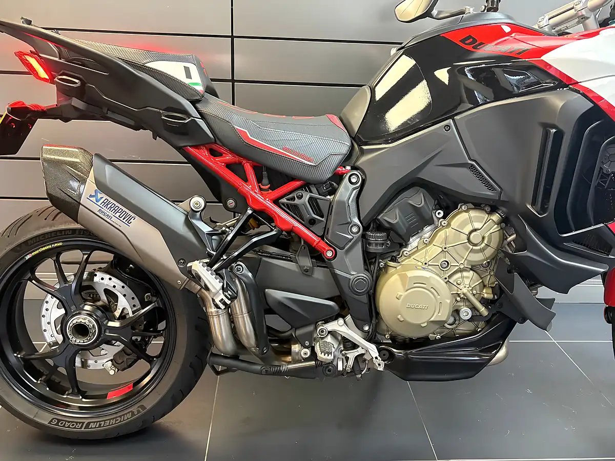 Used 2022 Ducati Multistrada V4 Pikes Peak - Interior and Exterior details 6