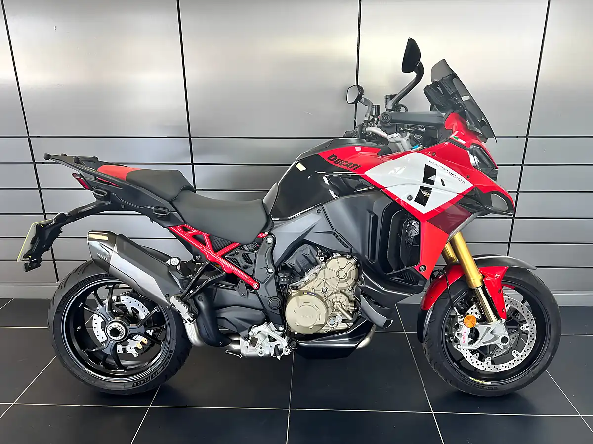 Used 2022 Ducati Multistrada V4 Pikes Peak Multi-Coloured - Front View