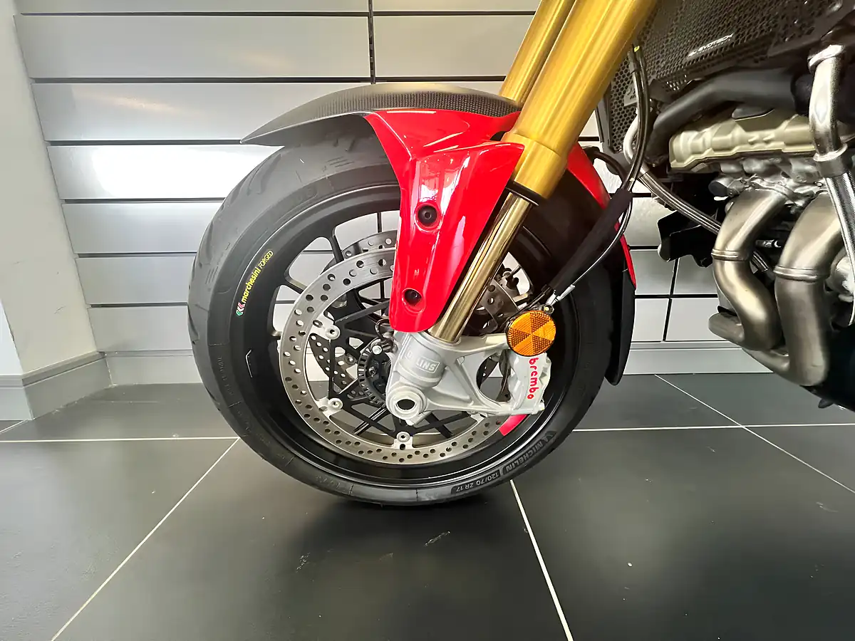Used 2022 Ducati Multistrada V4 Pikes Peak Multi-Coloured - Interior and Exterior details 16