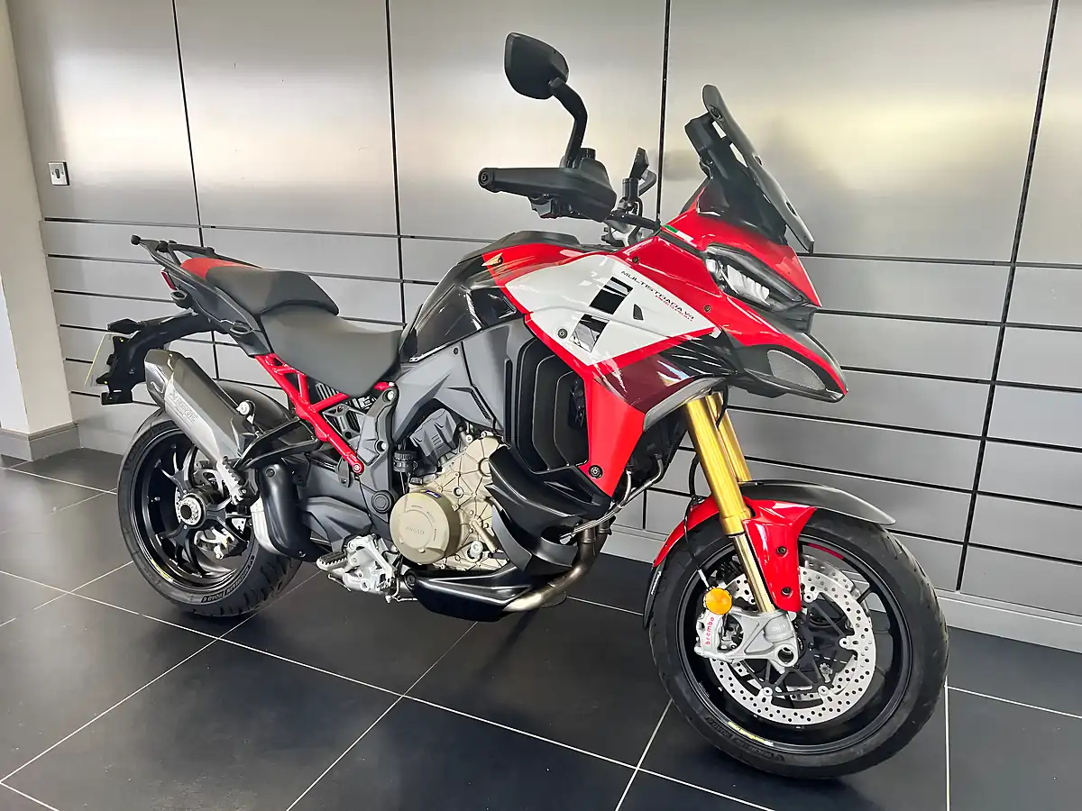 Used 2022 Ducati Multistrada V4 Pikes Peak Multi-Coloured - Interior and Exterior details 2