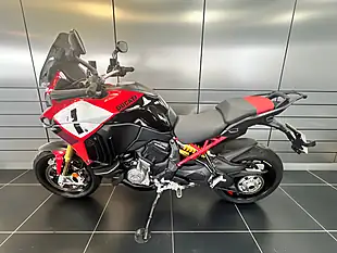Used 2022 Ducati Multistrada V4 Pikes Peak Multi-Coloured - Interior and Exterior details 4