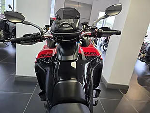 Used 2022 Ducati Multistrada V4 Pikes Peak Multi-Coloured - Interior and Exterior details 12