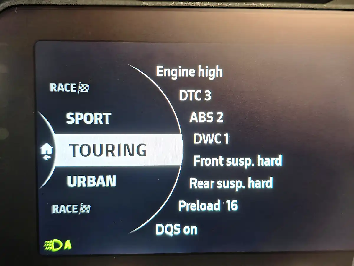Used 2022 Ducati Multistrada V4 Pikes Peak Multi-Coloured - Interior and Exterior details 15