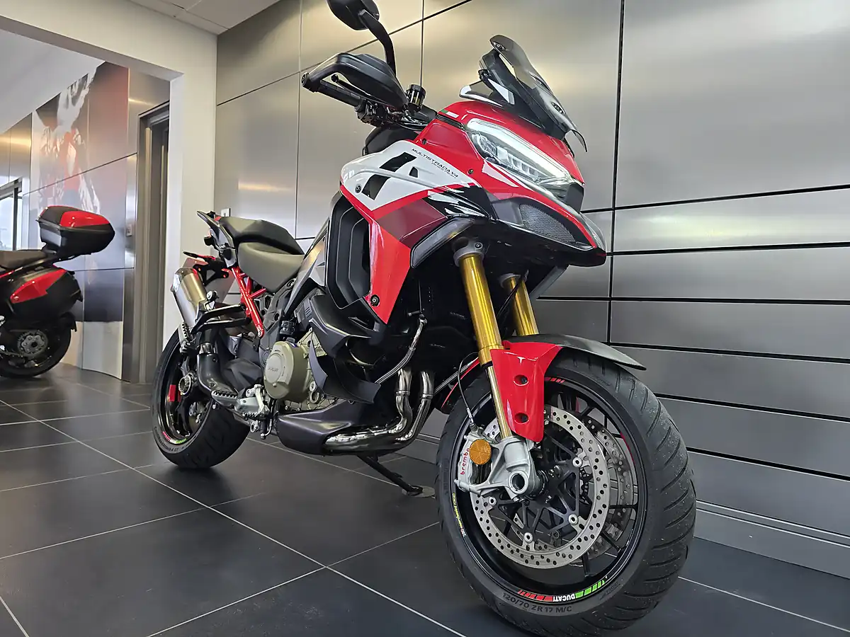 Used 2022 Ducati Multistrada V4 Pikes Peak Multi-Coloured - Interior and Exterior details 2