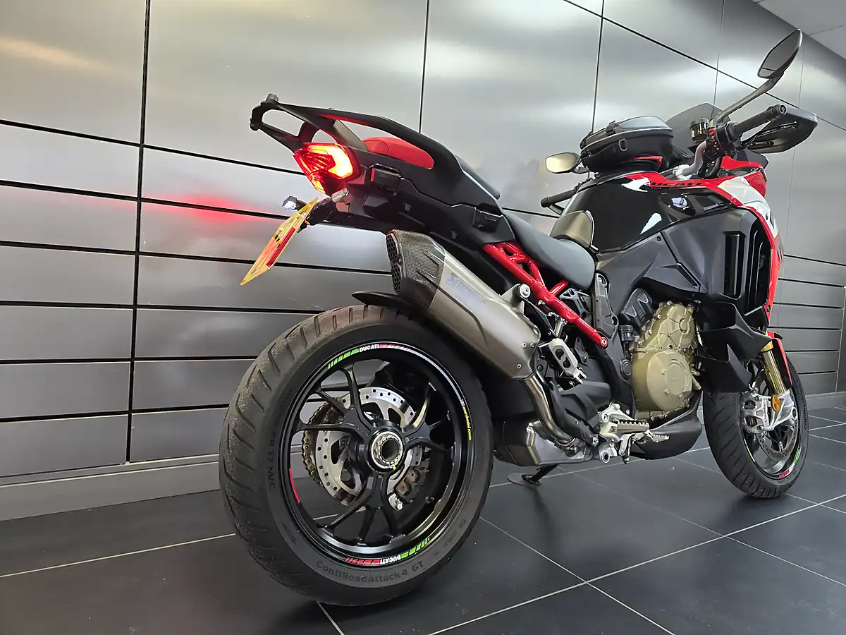 Used 2022 Ducati Multistrada V4 Pikes Peak Multi-Coloured - Interior and Exterior details 3