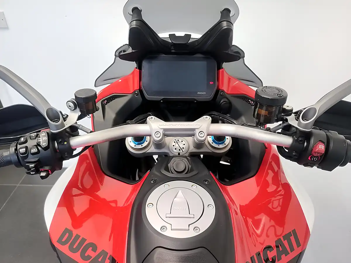 Used 2022 Ducati Multistrada V4 Pikes Peak Pikes Peak Livery - Interior and Exterior details 12