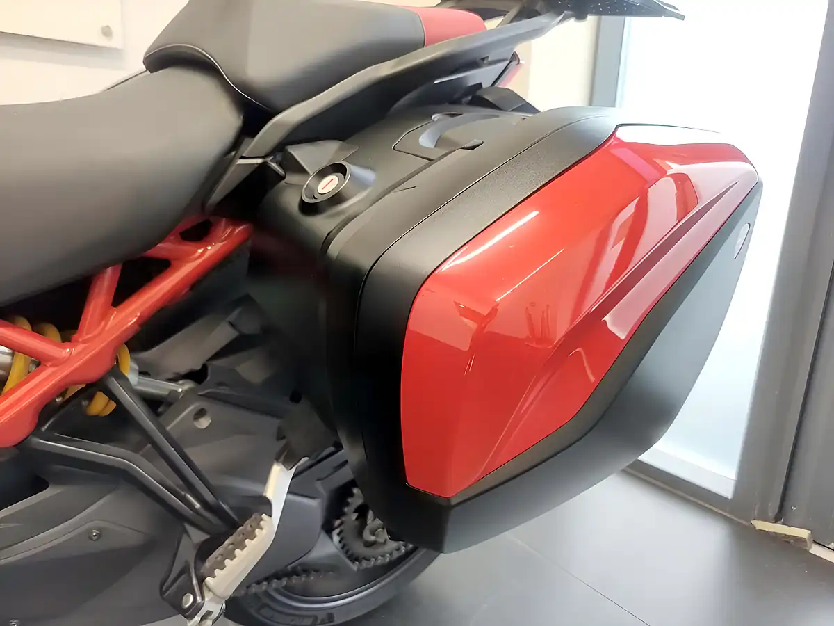 Used 2022 Ducati Multistrada V4 Pikes Peak Pikes Peak Livery - Interior and Exterior details 13