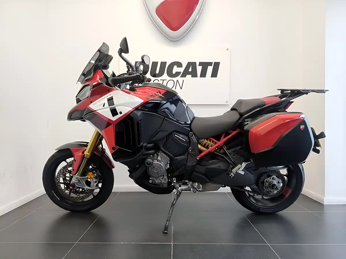 Used 2022 Ducati Multistrada V4 Pikes Peak Pikes Peak Livery - Interior and Exterior details 2