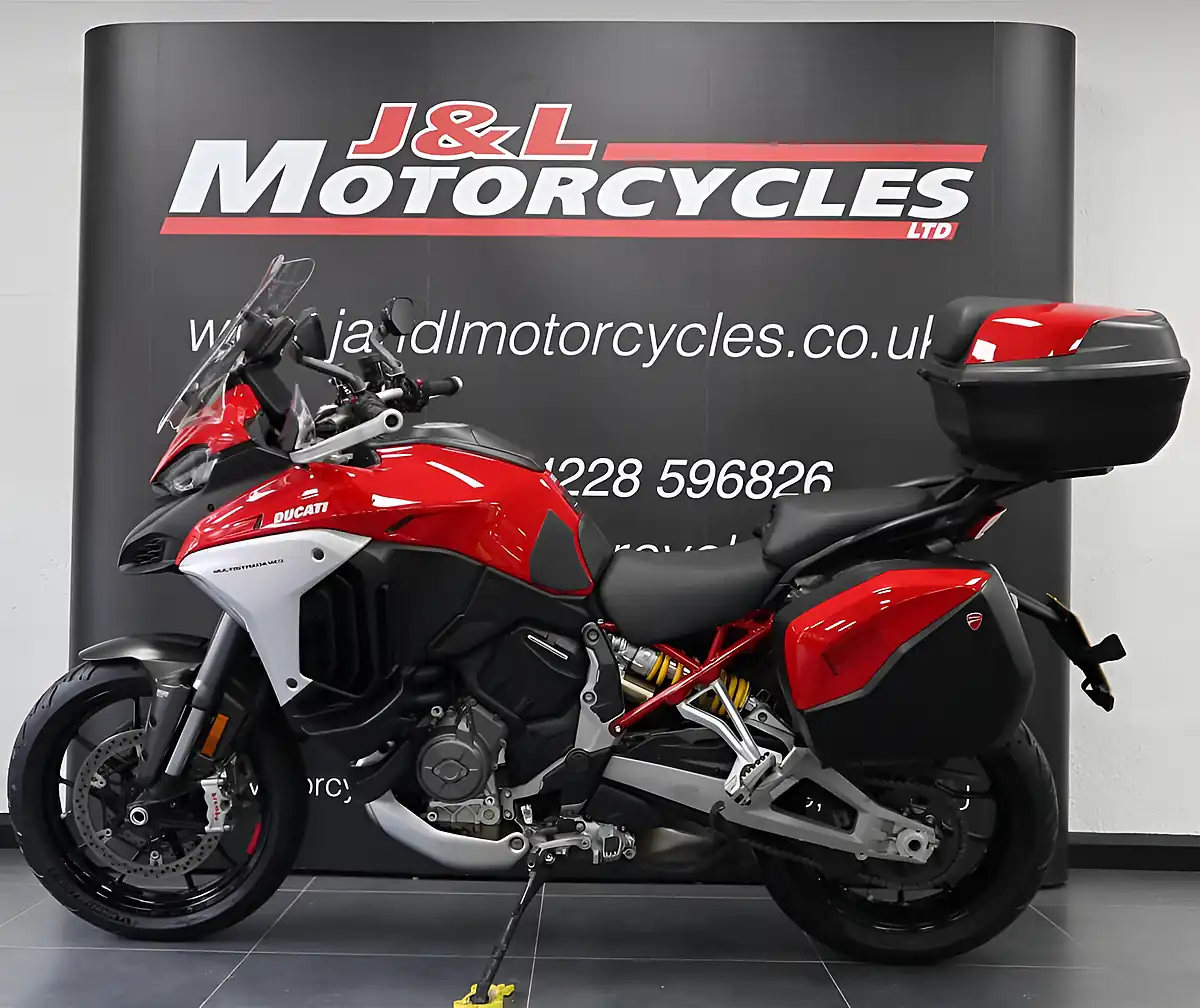 Used 2022 Ducati Multistrada V4 S Full Red - Interior and Exterior details 6