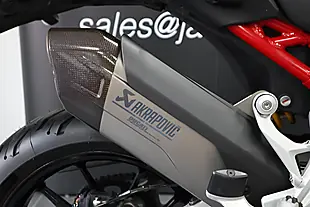 Used 2022 Ducati Multistrada V4 S Full Red - Interior and Exterior details 8