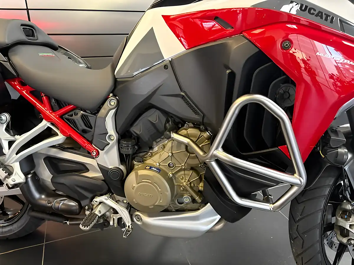 Used 2022 Ducati Multistrada V4 S Multi-Coloured - Interior and Exterior details 5