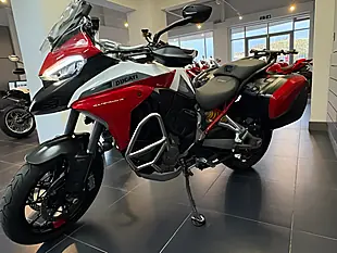 Used 2022 Ducati Multistrada V4 S Multi-Coloured - Interior and Exterior details 7