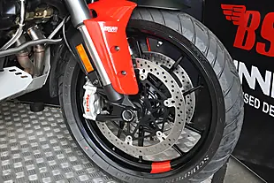 Used 2022 Ducati Multistrada V4s Travel & Radar Red - Interior and Exterior details 13