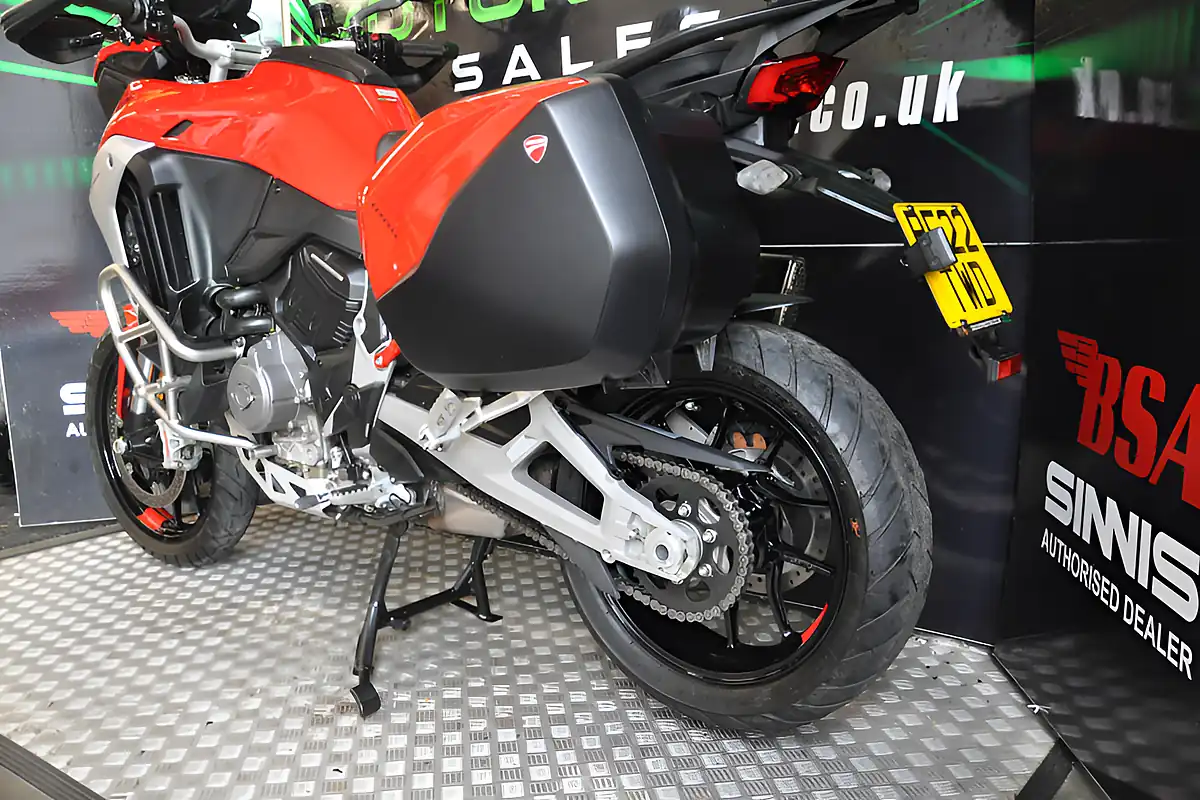Used 2022 Ducati Multistrada V4s Travel & Radar Red - Interior and Exterior details 5