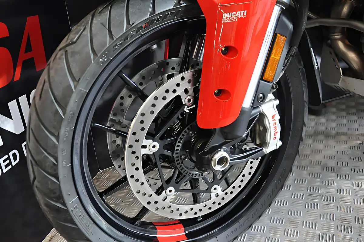 Used 2022 Ducati Multistrada V4s Travel & Radar Red - Interior and Exterior details 7