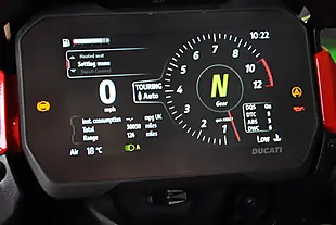 Used 2022 Ducati Multistrada V4s Travel & Radar Red - Interior and Exterior details 9