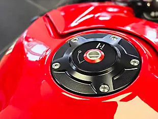 Used 2022 Ducati Panigale V4 S Red - Interior and Exterior details 20