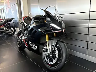 Used 2022 Ducati Panigale V4 SP2 Matt Black - Interior and Exterior details 2