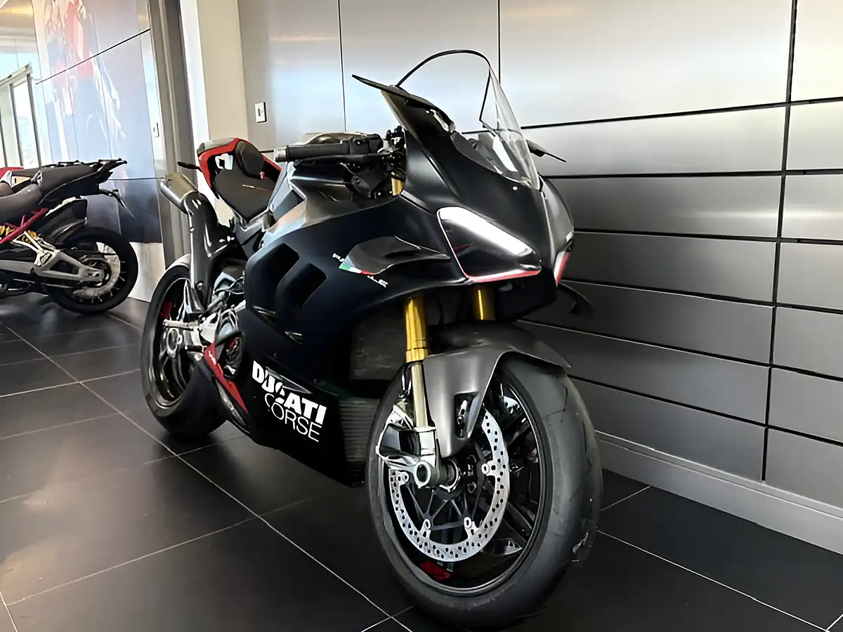 Used 2022 Ducati Panigale V4 SP2 Matt Black - Interior and Exterior details 2