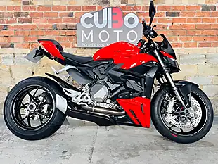 Used 2022 Ducati Streetfighter V2 Red - Interior and Exterior details 2