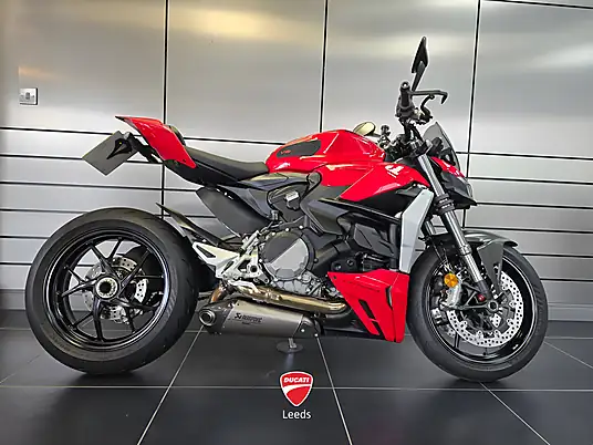 2022 Ducati STREETFIGHTER V2