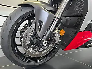 Used 2022 Ducati Streetfighter V2 Red - Interior and Exterior details 19