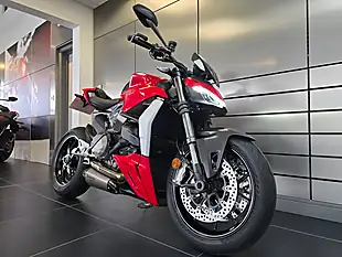 Used 2022 Ducati Streetfighter V2 Red - Interior and Exterior details 2
