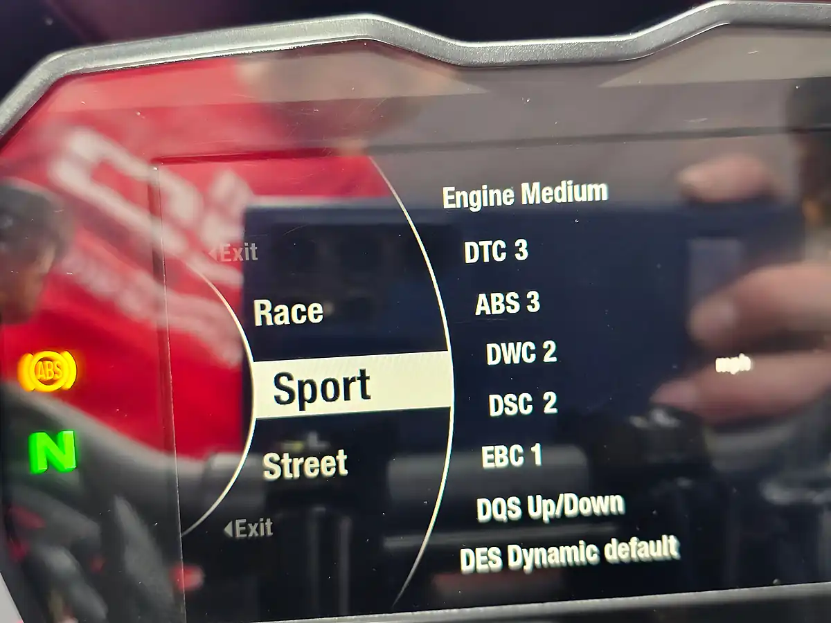 Used 2022 Ducati Streetfighter V4 S Custom Graphics Kit - Interior and Exterior details 14